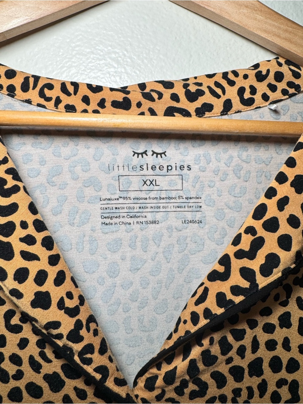 Little Sleepies Classic Leopard Bamboo Pajama Set XXL Lunaluxe - Picture 7 of 11